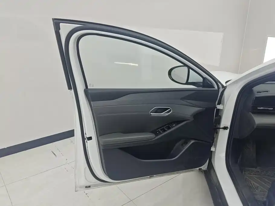 BYD Qin L — миниатюра 7