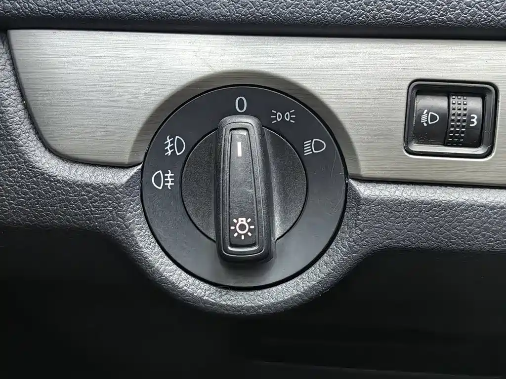 Volkswagen Lavida — миниатюра 21