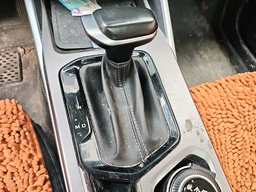 Geely Emgrand — миниатюра 10