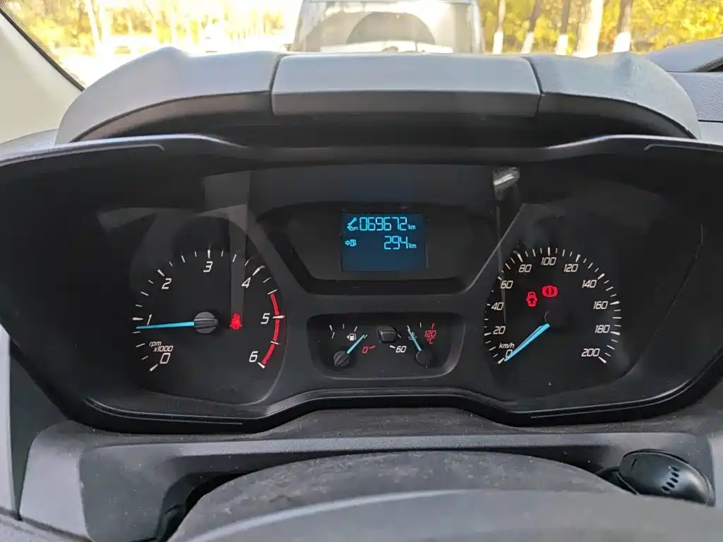 Ford Transit — миниатюра 13
