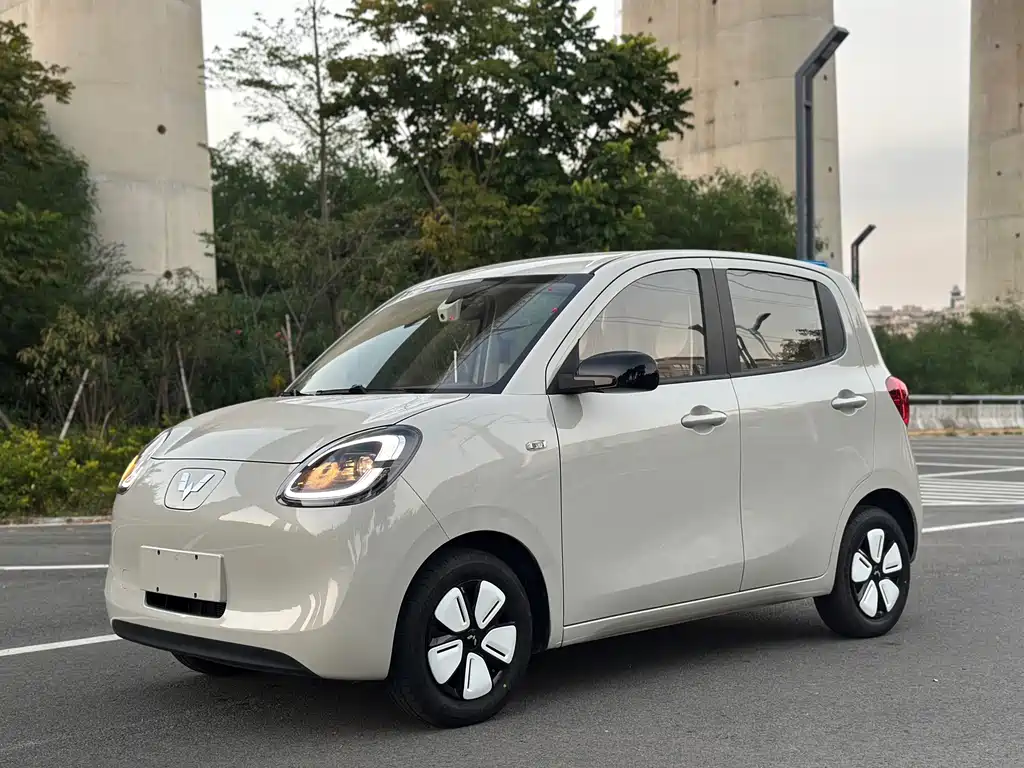 Wuling MINIEV