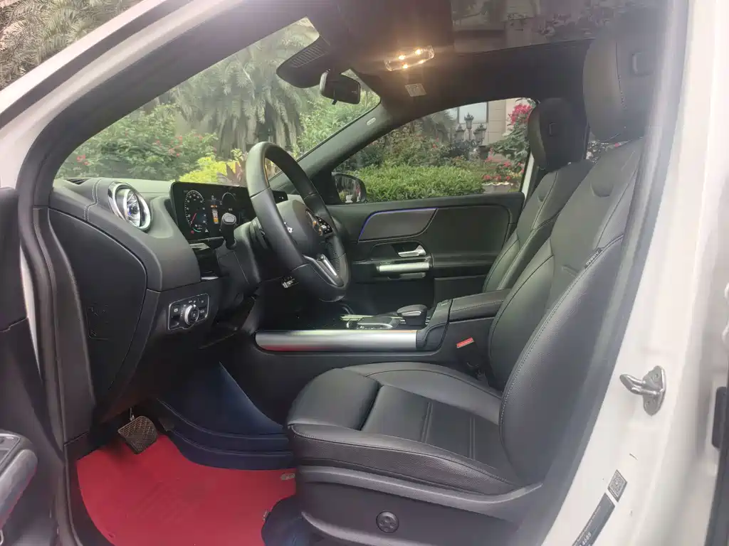 Mercedes-Benz EQA — миниатюра 9
