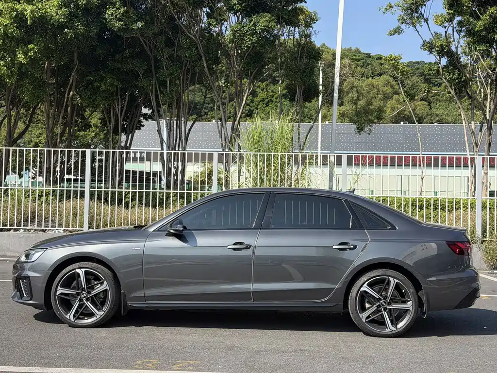Audi A4L — миниатюра 6