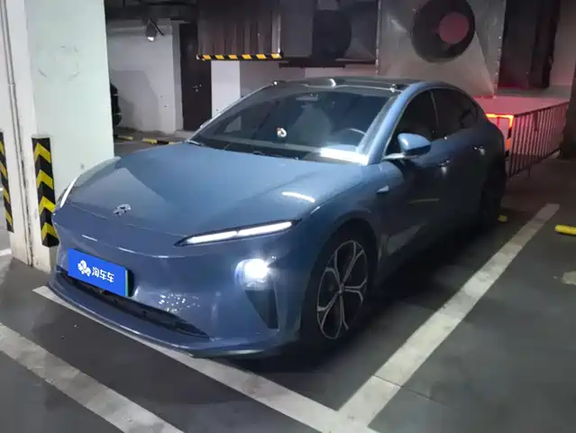 NIO ET5