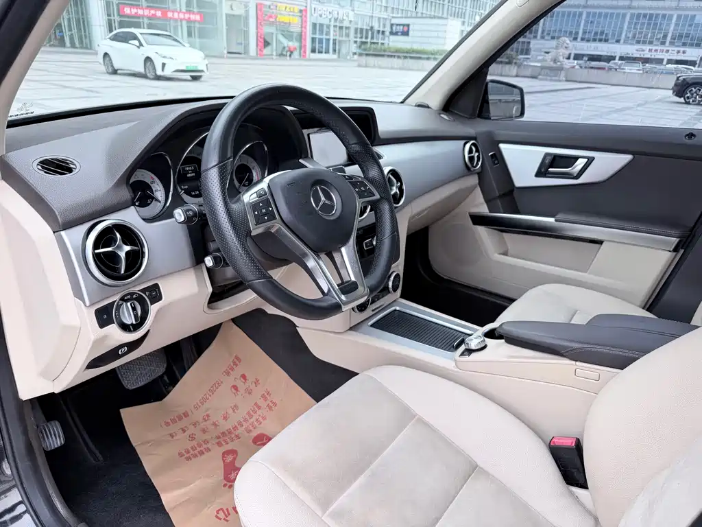 Mercedes-Benz GLK 2015 GLK 260 4MATIC