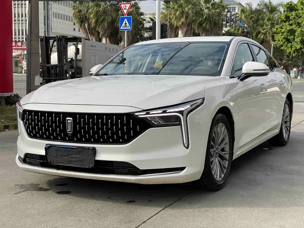 2023 Bestune B70 - zdjęcie 1 z 9