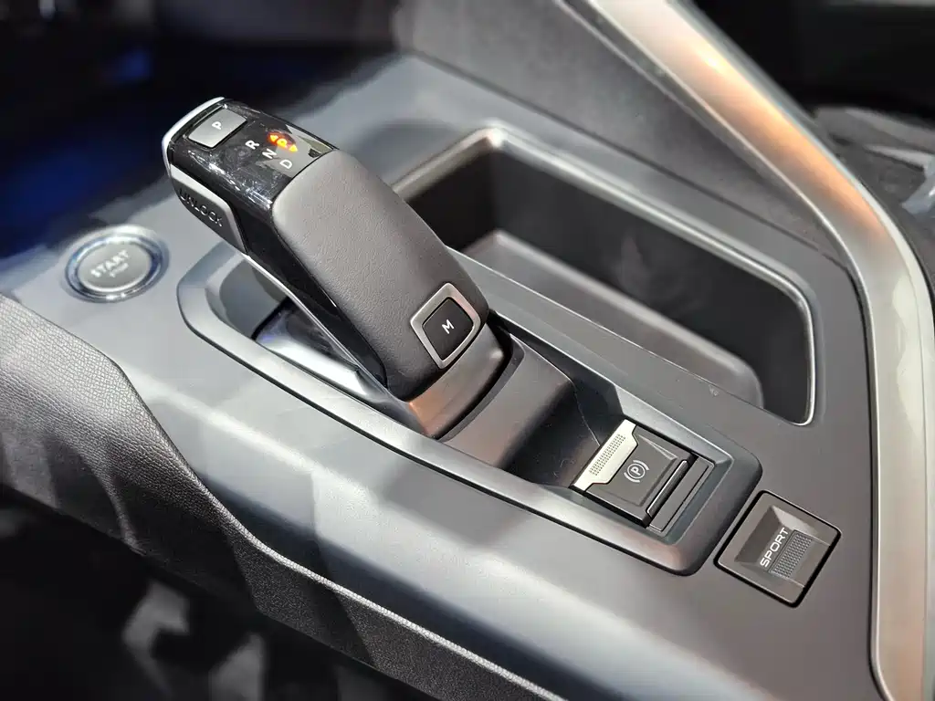 Peugeot 4008 - фото 12