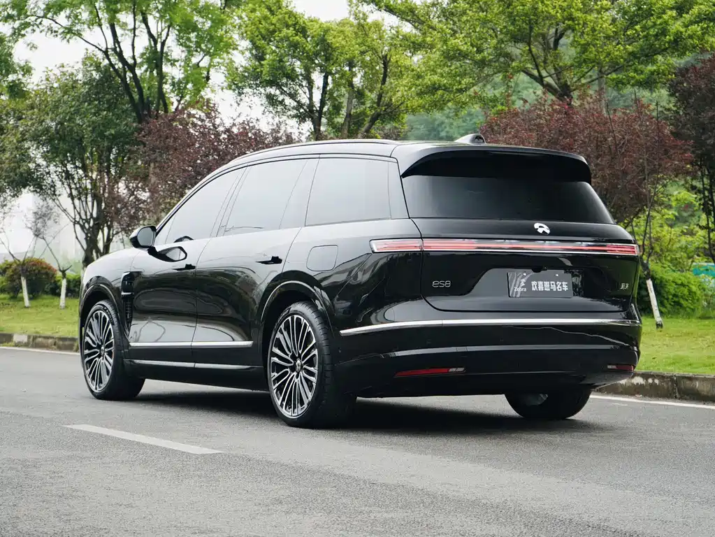 NIO ES8 2026 мест Executive