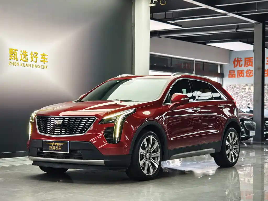 Купить Cadillac XT4