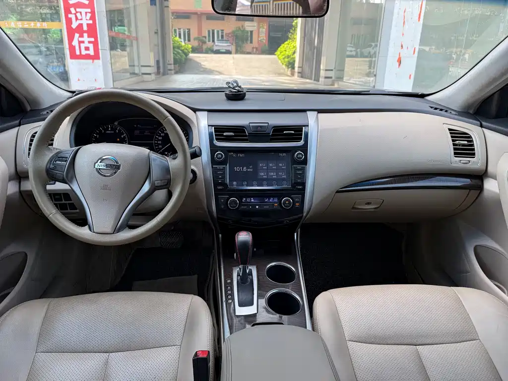 Nissan Teana — миниатюра 9
