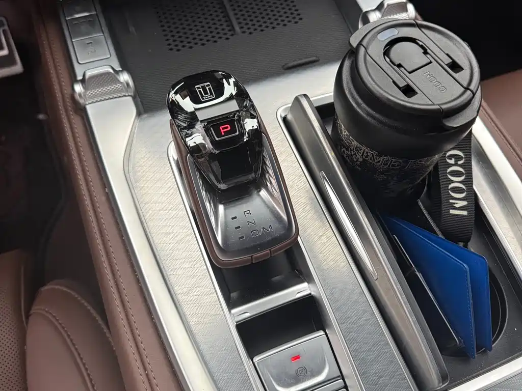 TANK TANK 700 NEW ENERGY