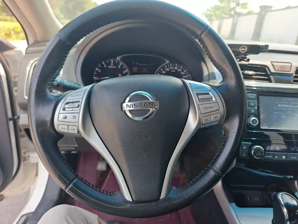 Nissan Teana — миниатюра 3