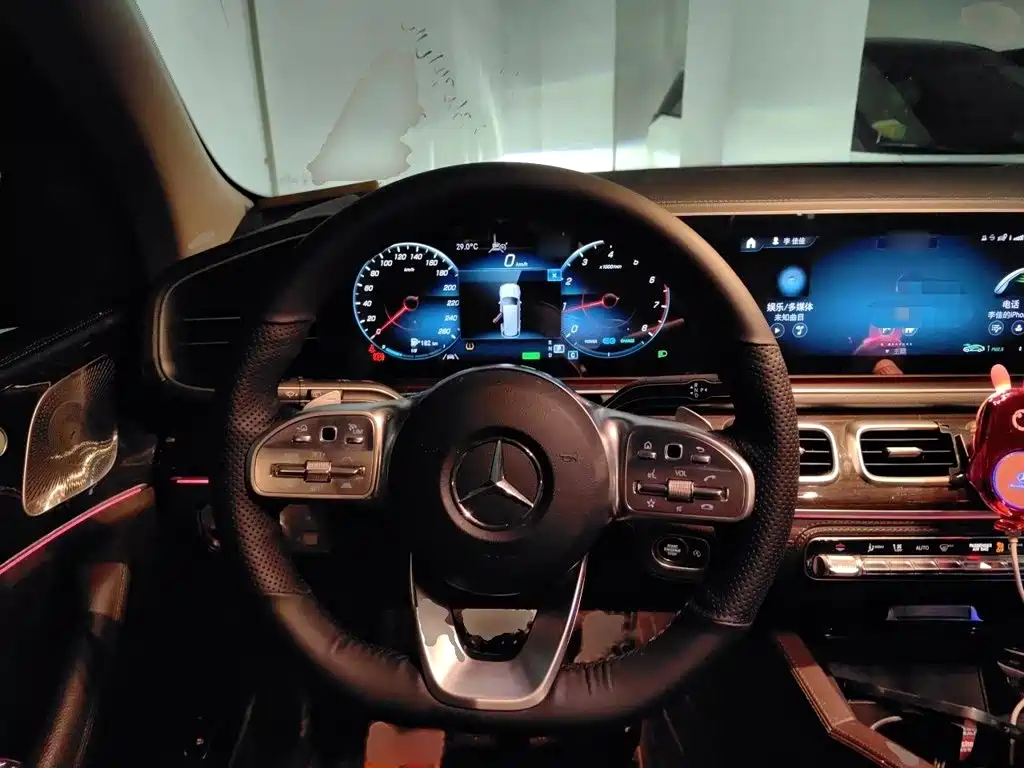 Mercedes-Benz GLS — миниатюра 3