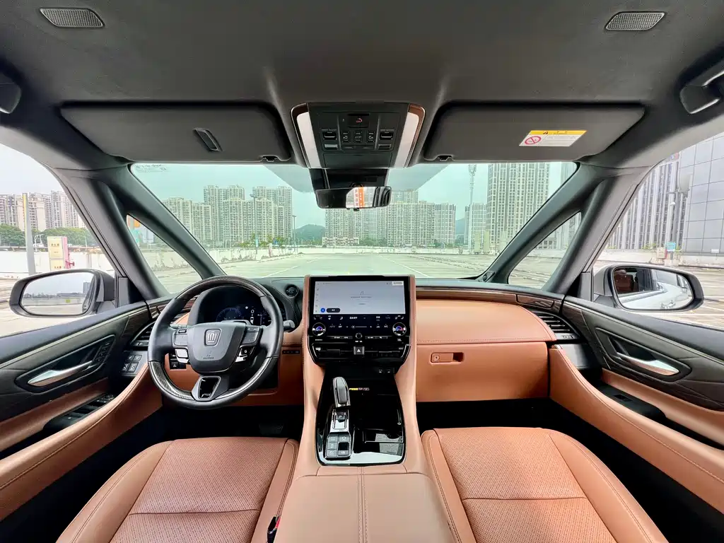 Toyota Vellfire 2024 2.5L Executive
