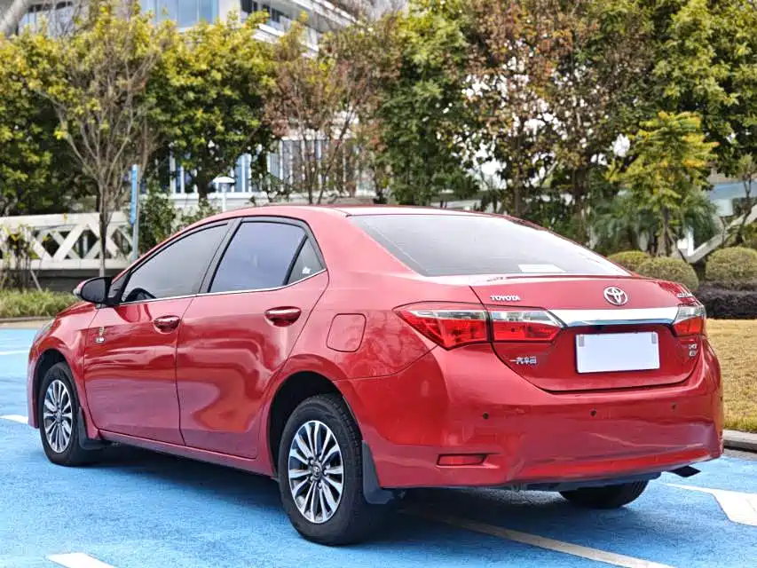 TOYOTA COROLLA