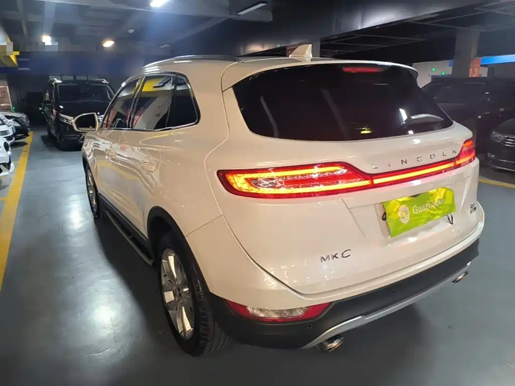 Lincoln MKC — миниатюра 5