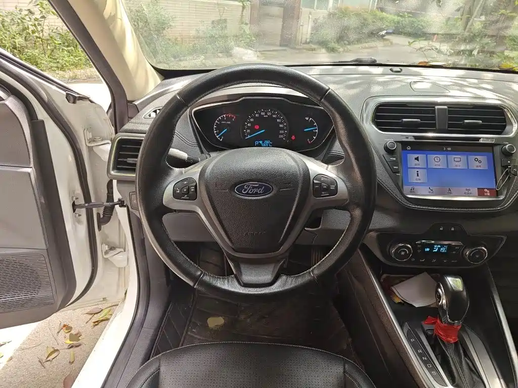 Ford Escort — миниатюра 11