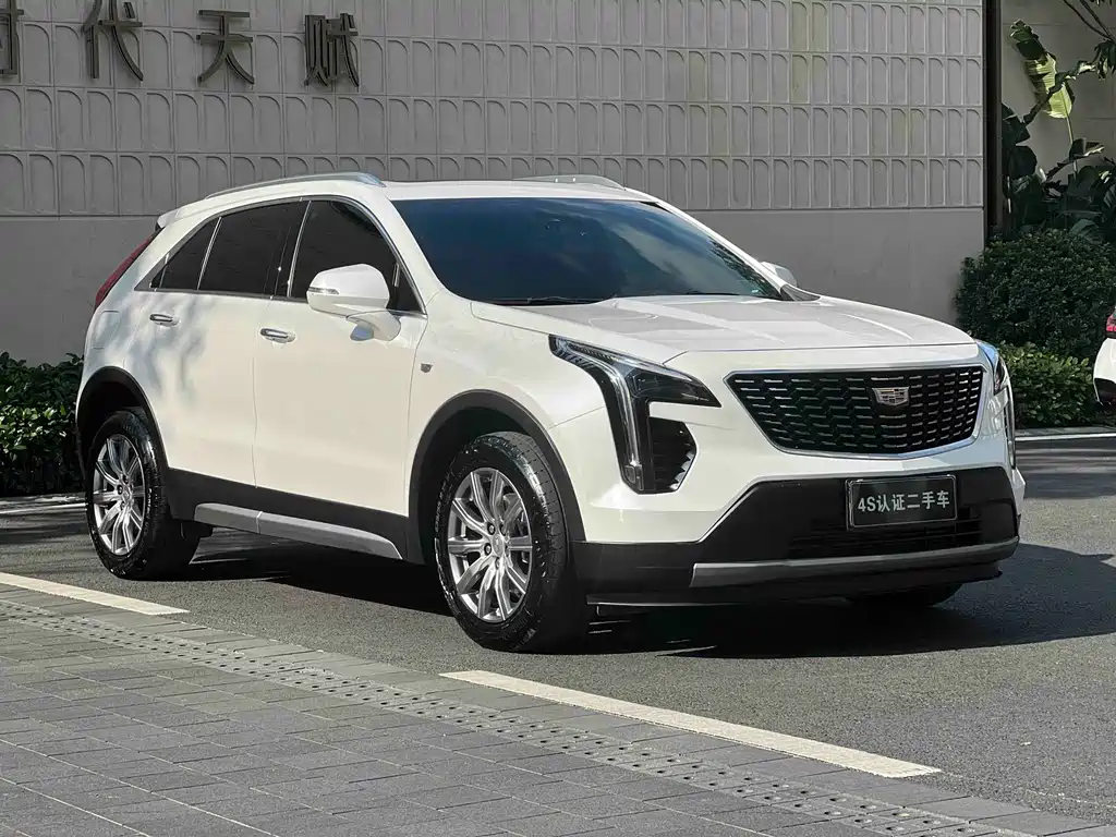 Cadillac XT4 2023 28T Luxury