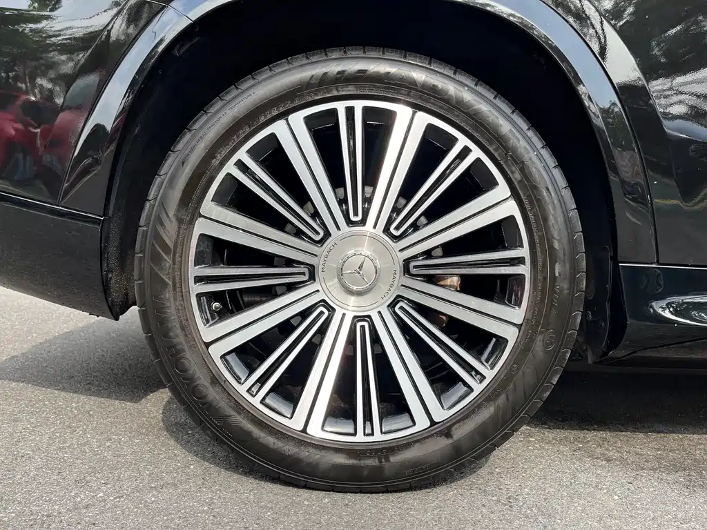 MERCEDES-BENZ MAYBACH GLS