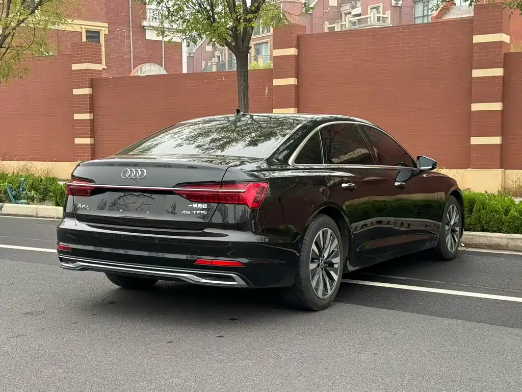 Audi A6L — миниатюра 9