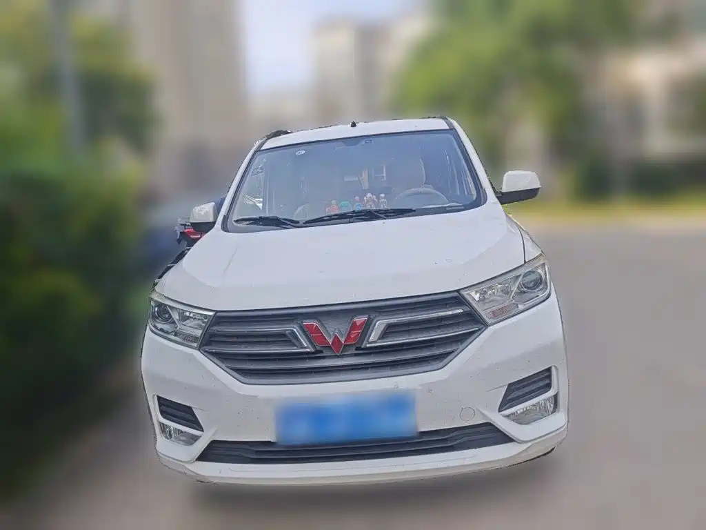 Wuling Hongguang — миниатюра 2