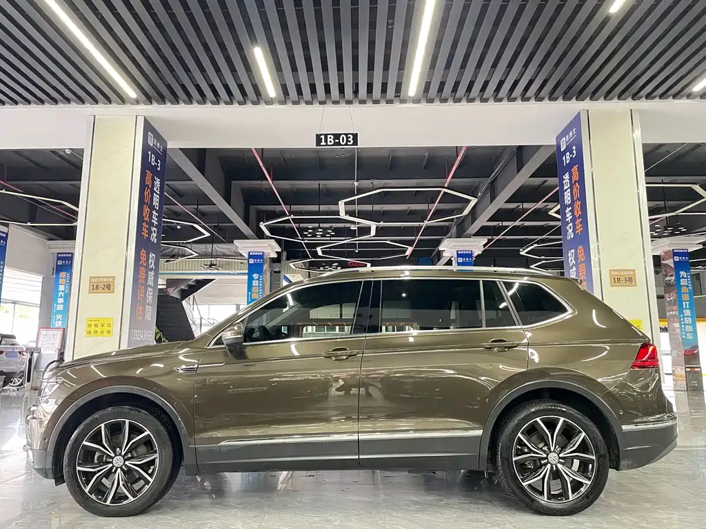 Volkswagen Tiguan L — миниатюра 4