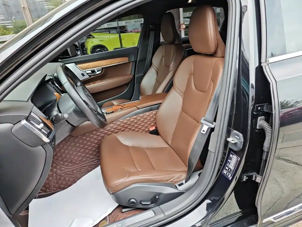 Volvo S90 — миниатюра 15