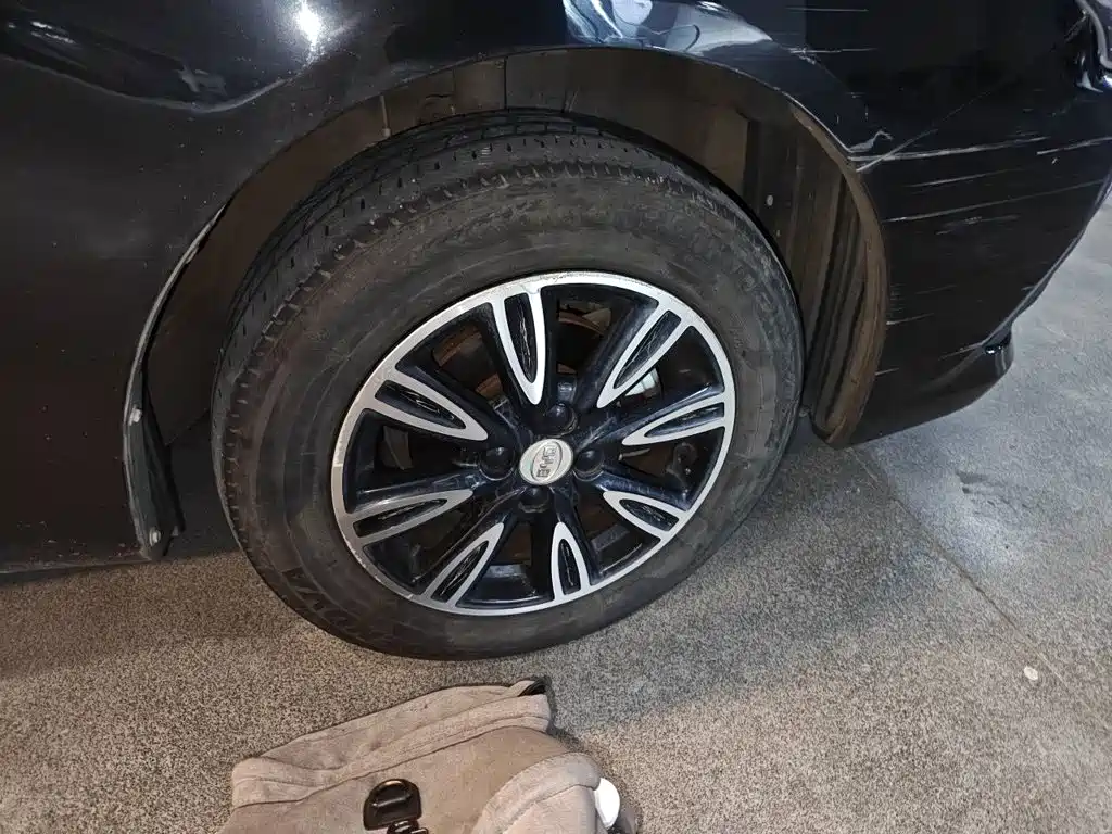 BYD F3 — миниатюра 24
