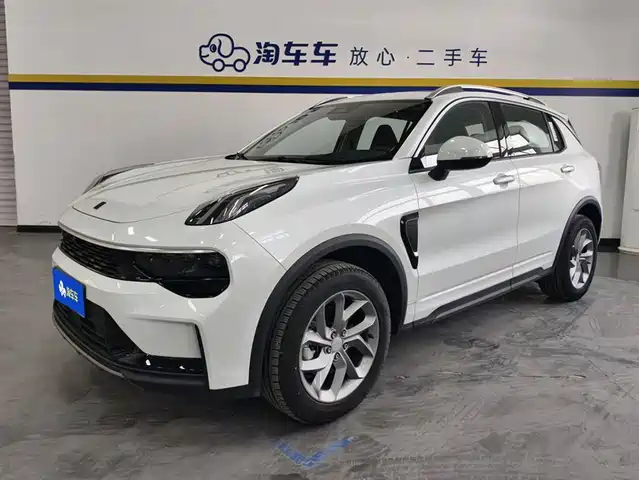 2024 Lynk & Co 01