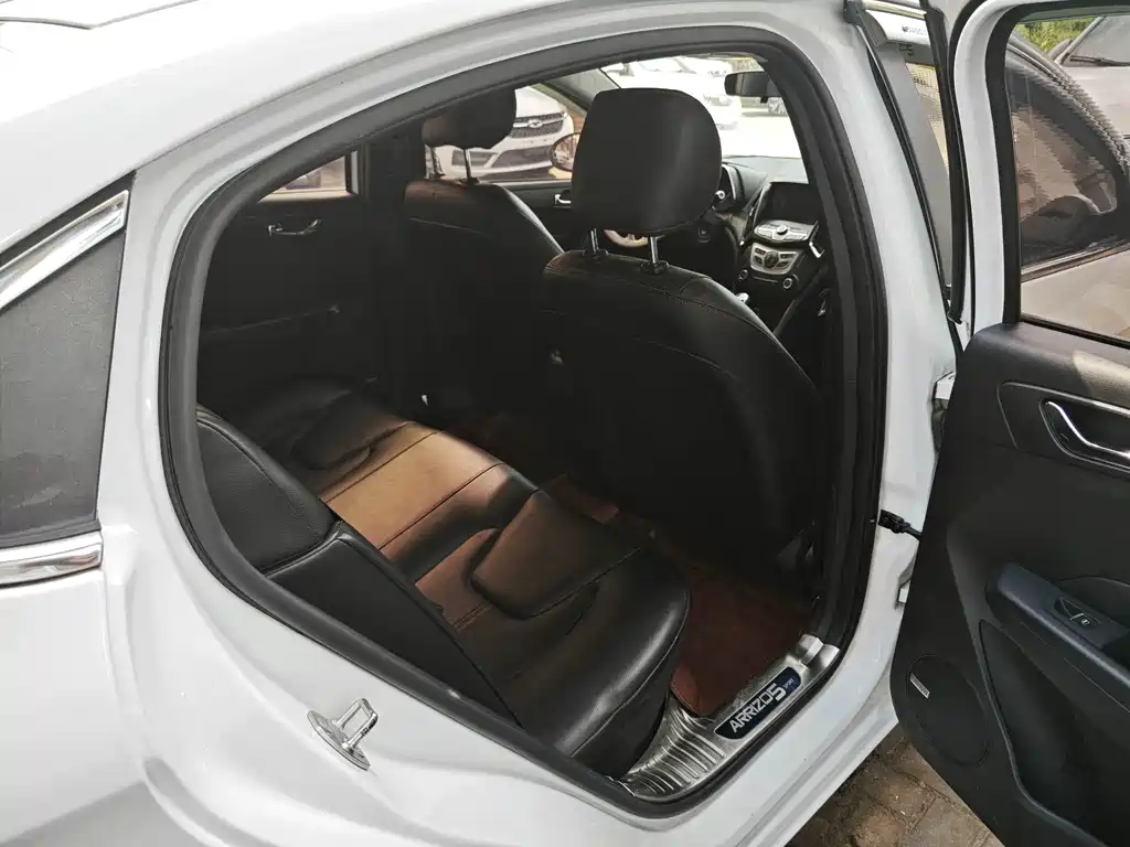 Chery Arrizo 5 — миниатюра 10
