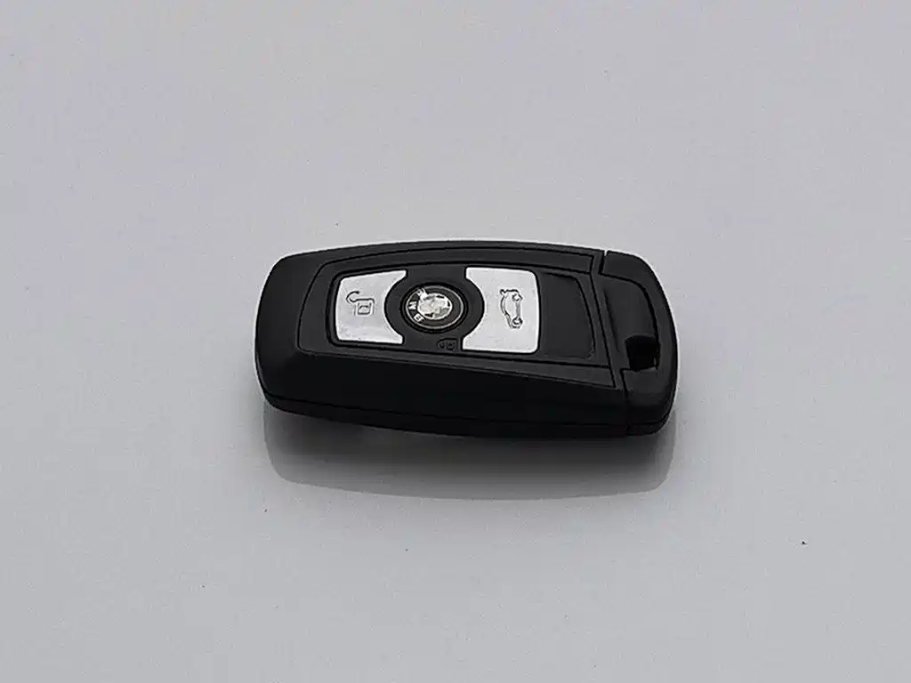 BMW 3 Series — миниатюра 19