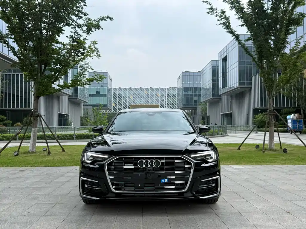 Audi A6L 2025 45 TFSI quattro