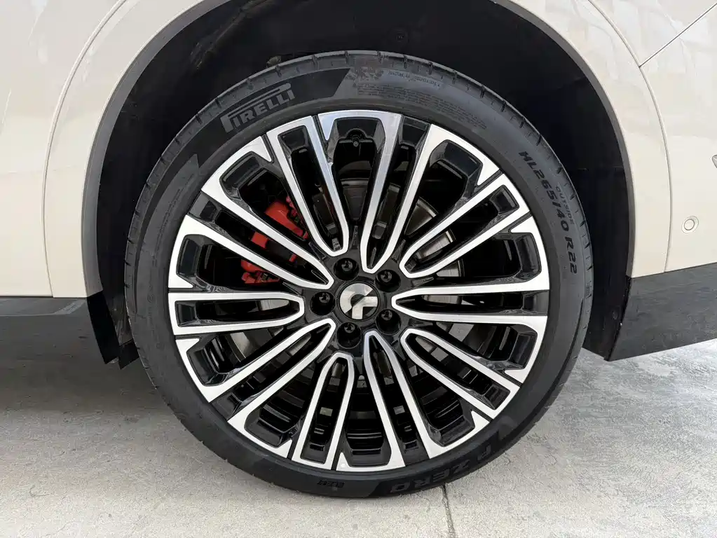NIO ES8 — миниатюра 14