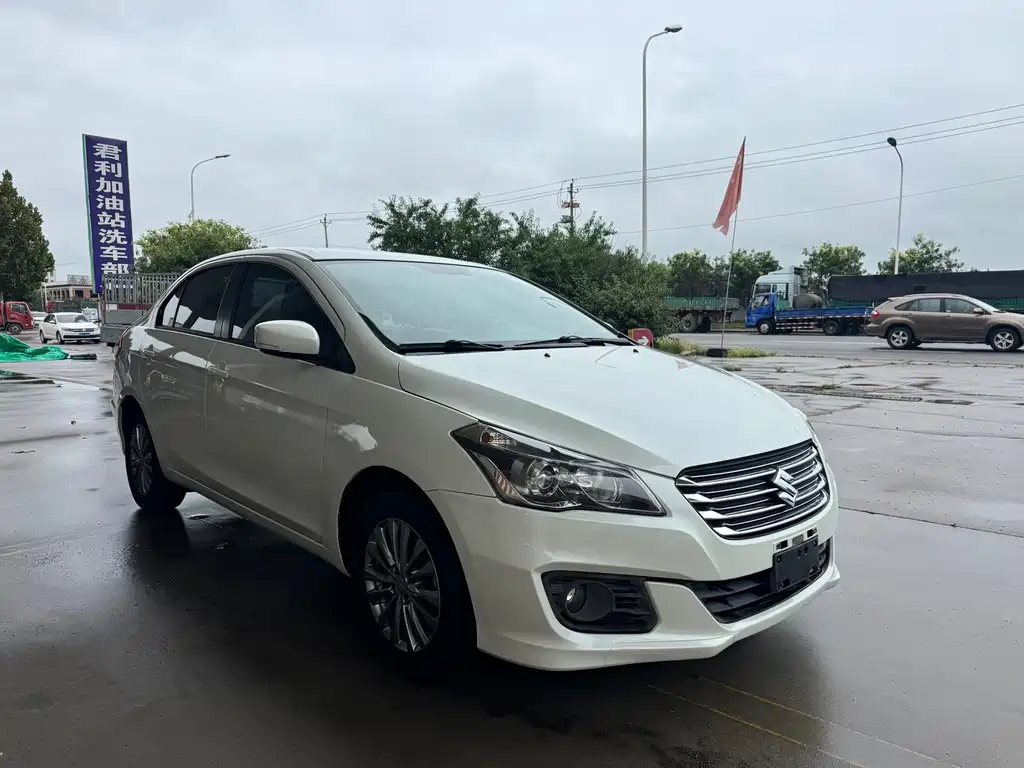 Suzuki Alivio — миниатюра 6