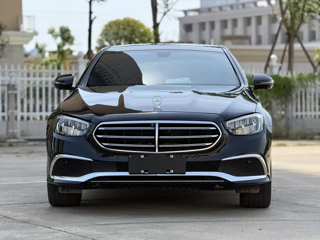 Mercedes-Benz E-Class 2021