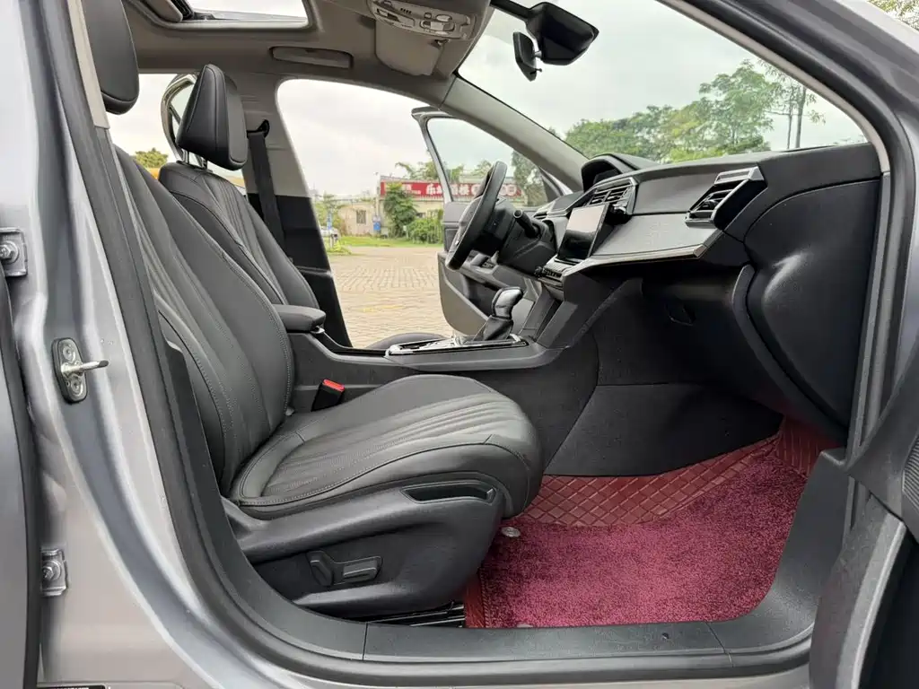 Peugeot 408 — миниатюра 16