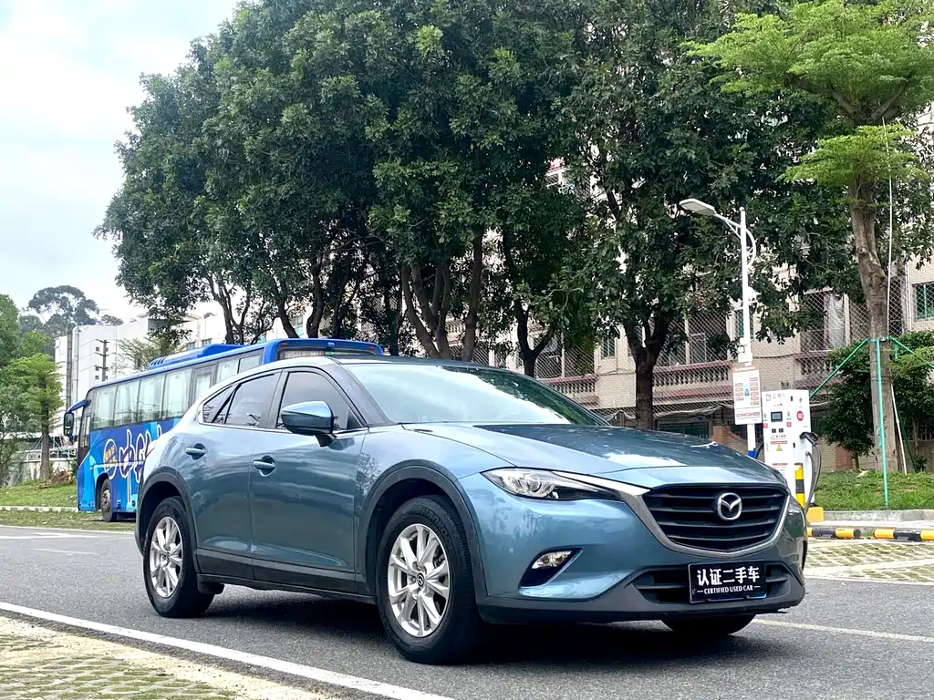 MAZDA CX 4
