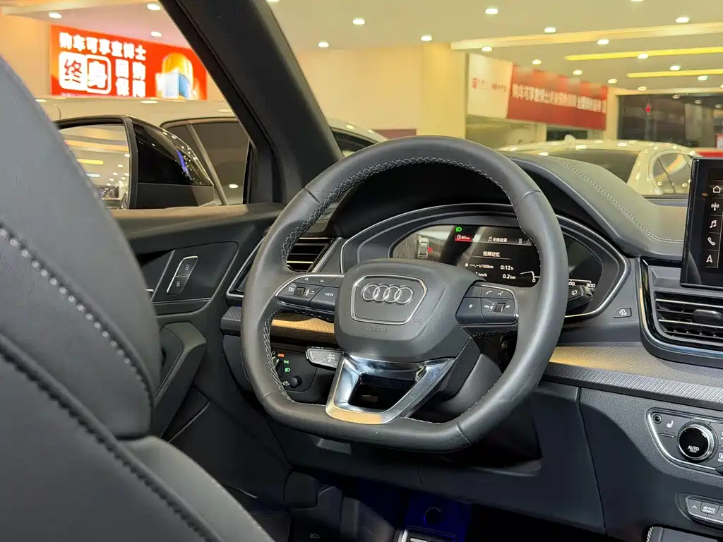 Audi Q5L — миниатюра 16