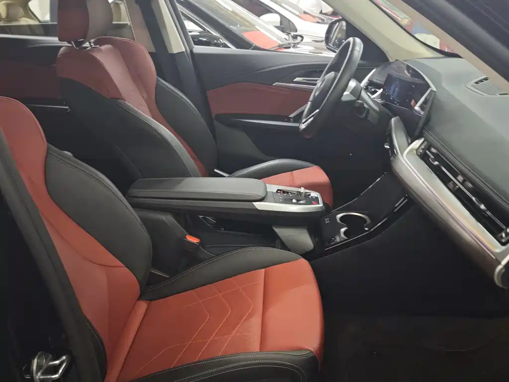 BMW iX1 2023 eDrive25L M Sport