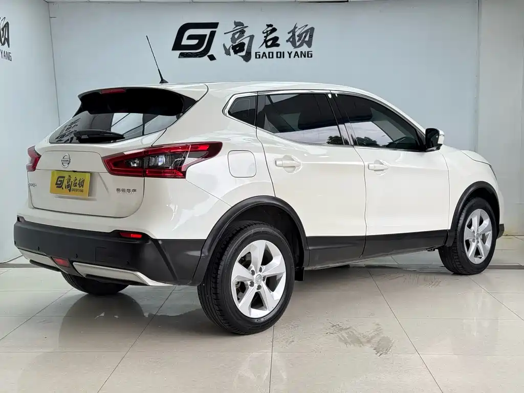 Nissan Qashqai — миниатюра 23