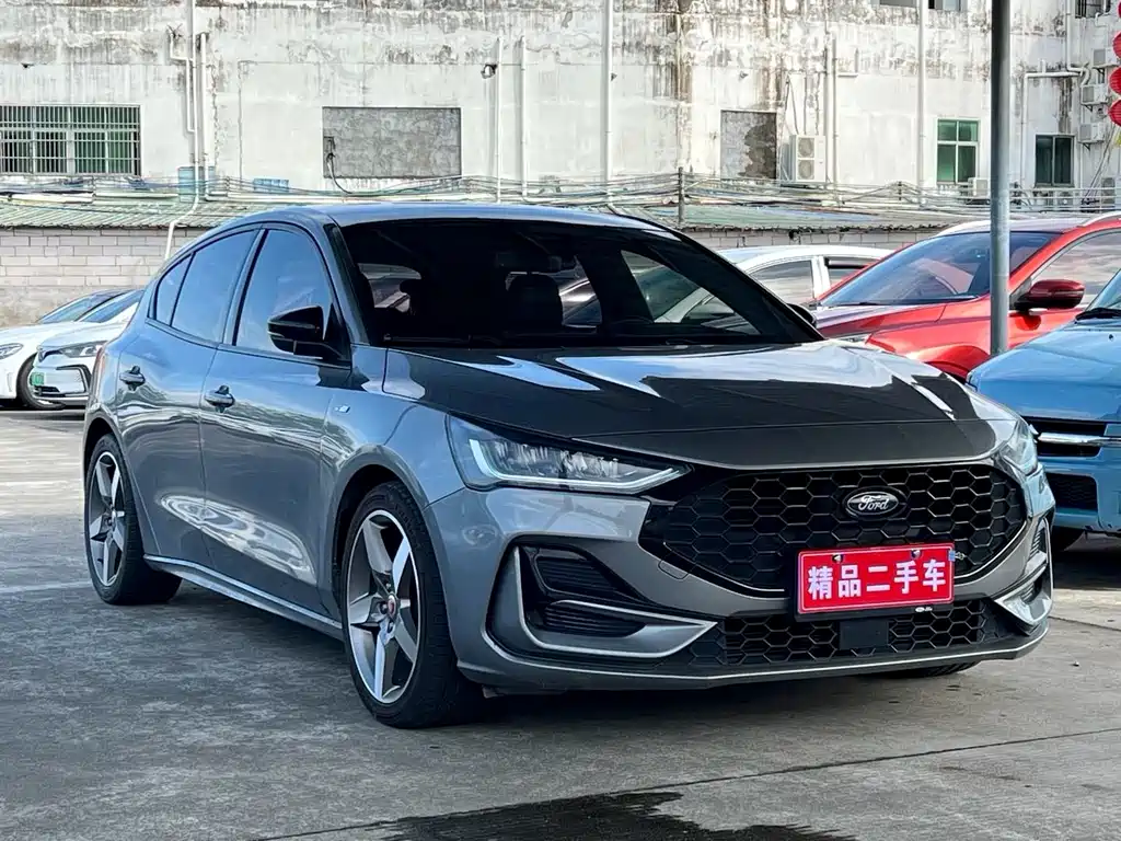 Ford Focus — миниатюра 3