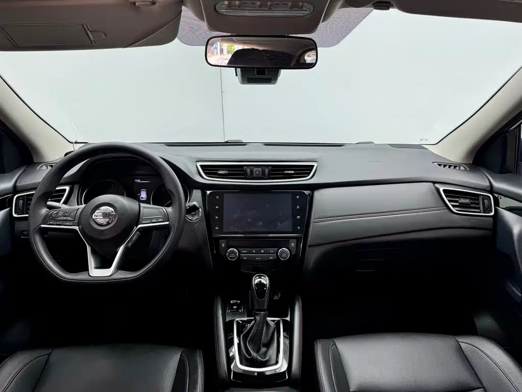 Nissan Qashqai — миниатюра 17