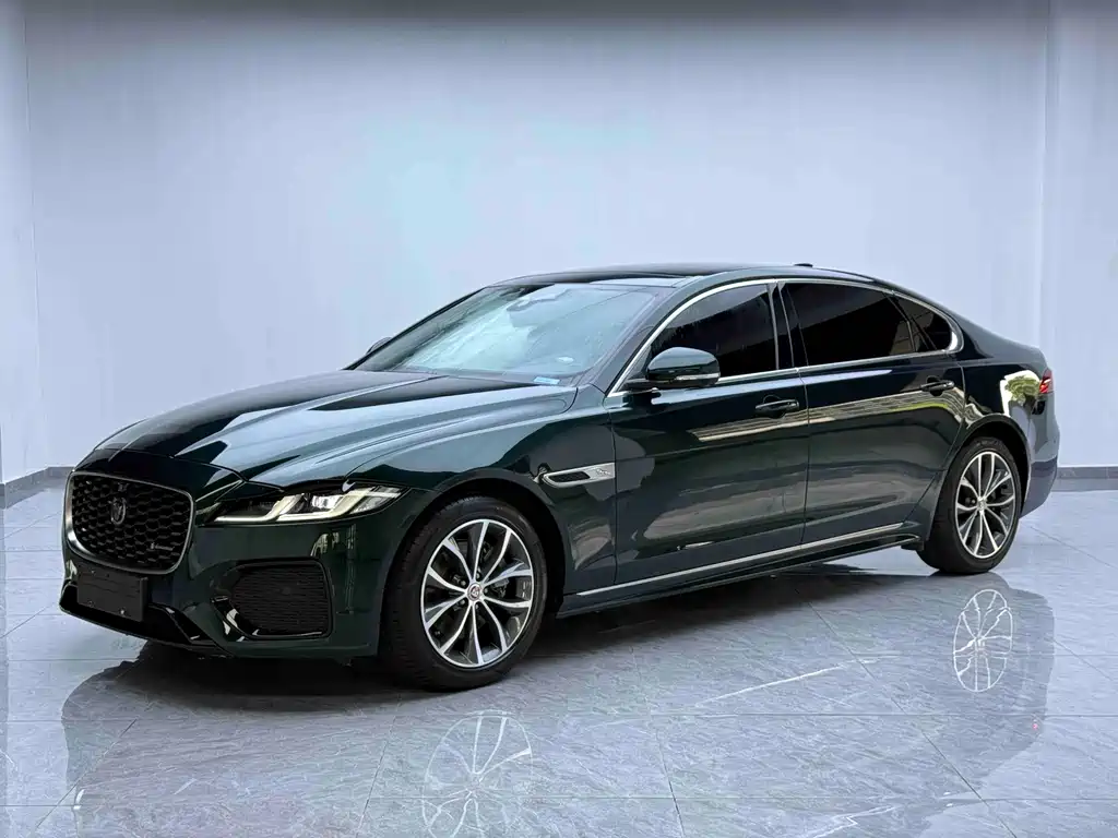 Купить Jaguar XFL