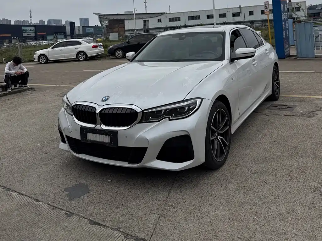 BMW 3 Series 2022