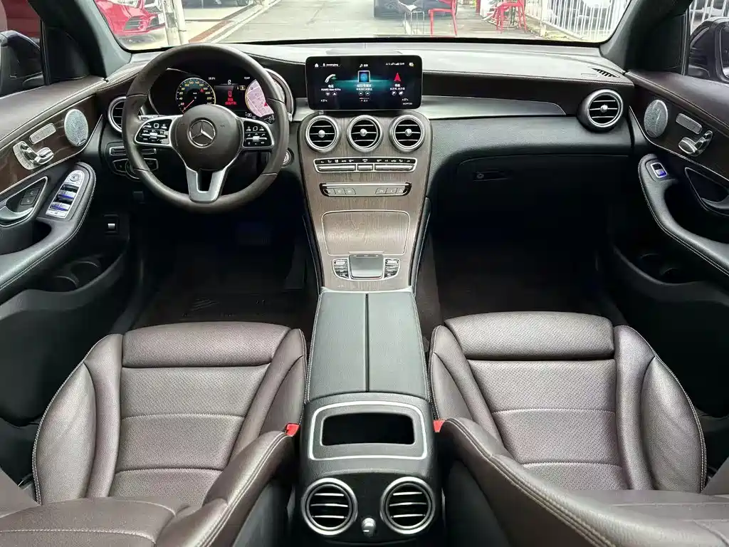 Mercedes-Benz GLC 2021 GLC 300 L 4MATIC
