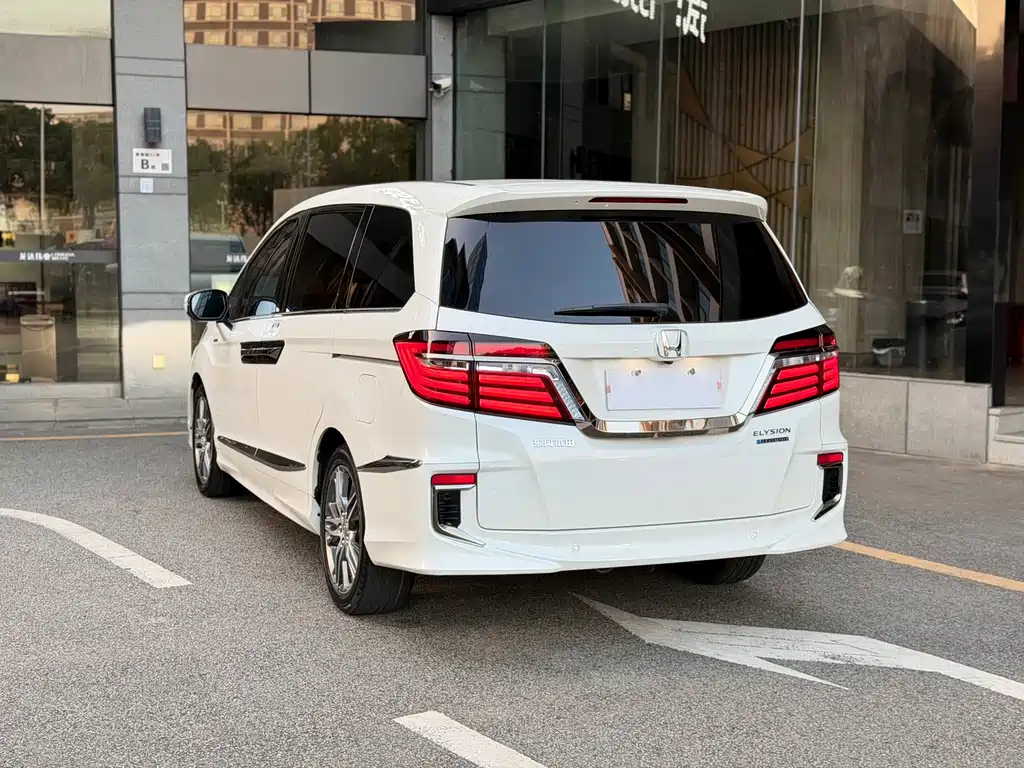 Honda Elysion — миниатюра 21