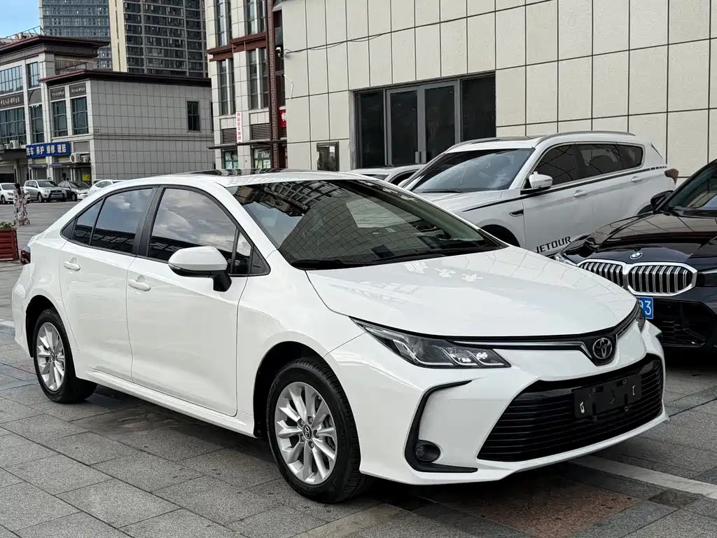 Toyota Corolla — миниатюра 3