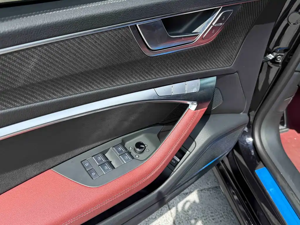 Audi A7L — миниатюра 13