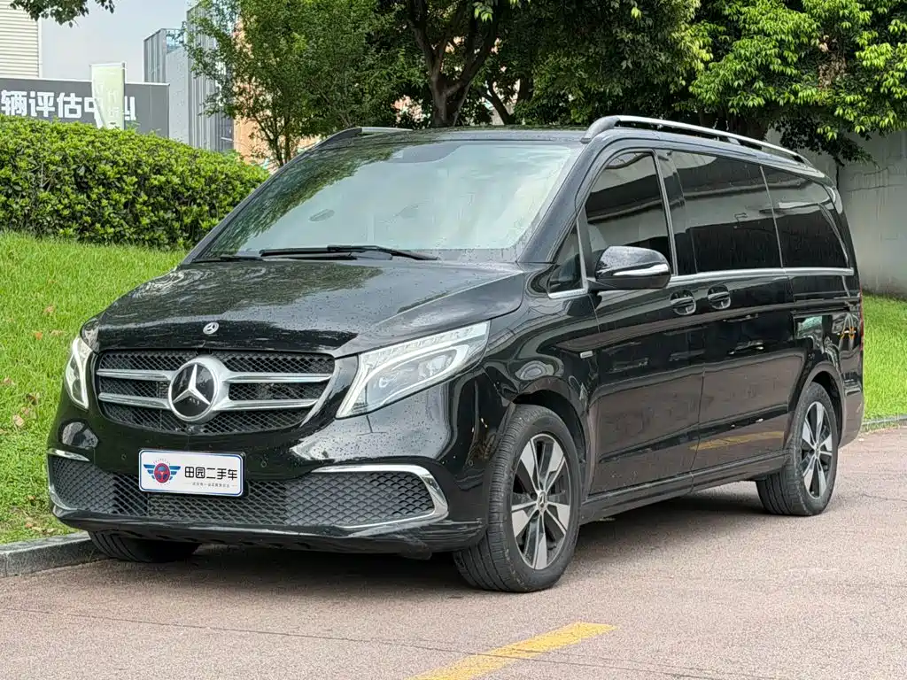 奔驰V级 2021款 V 260 尊贵版 2022