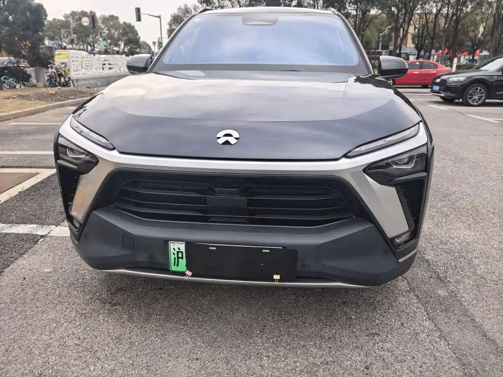 NIO ES8 — миниатюра 2